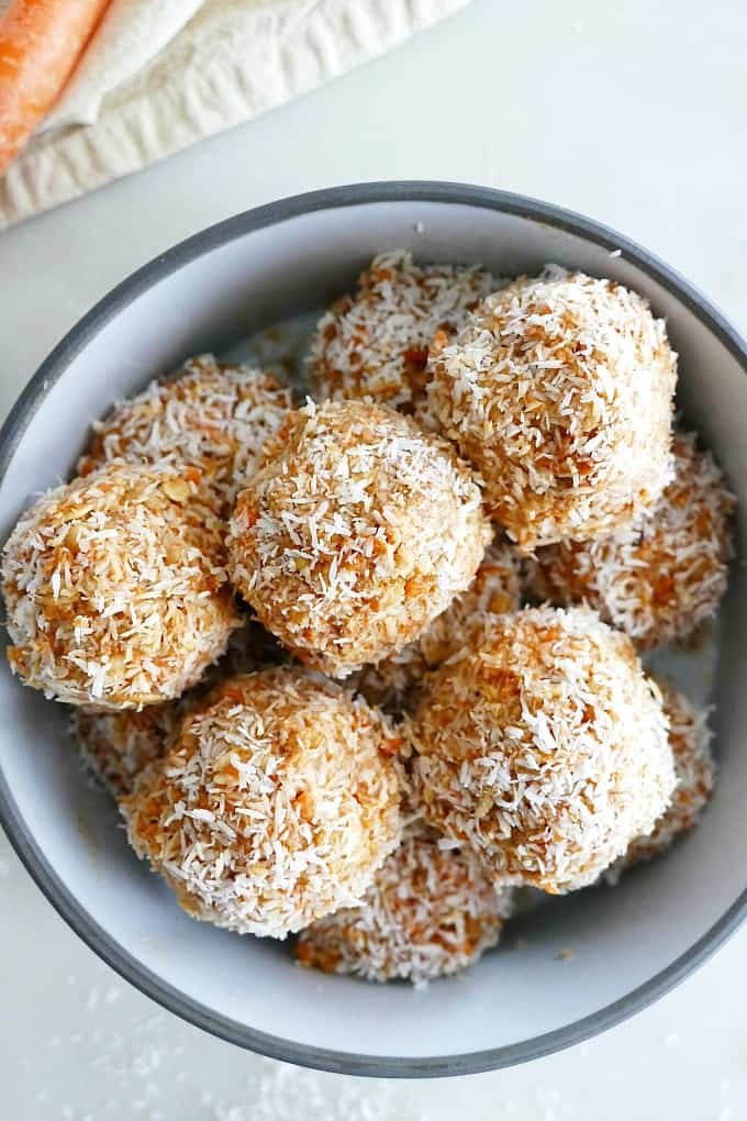 Healthy Carrot Cake Bites