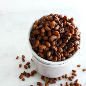 Chili roasted black eyed peas