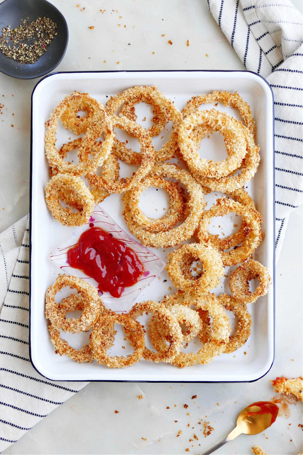 Oven Baked Panko Onion Rings It's a Veg World After All®