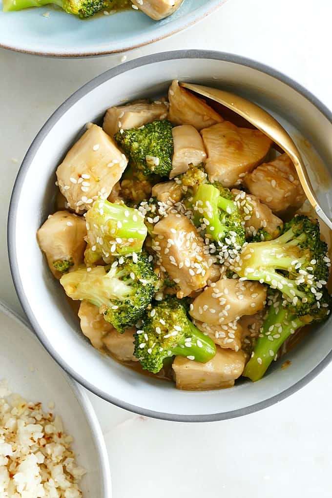 Paleo Sesame Broccoli and Chicken