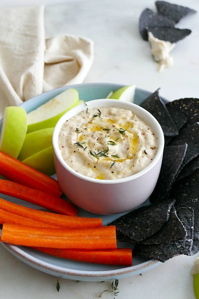 Caramelized Onion White Bean Dip