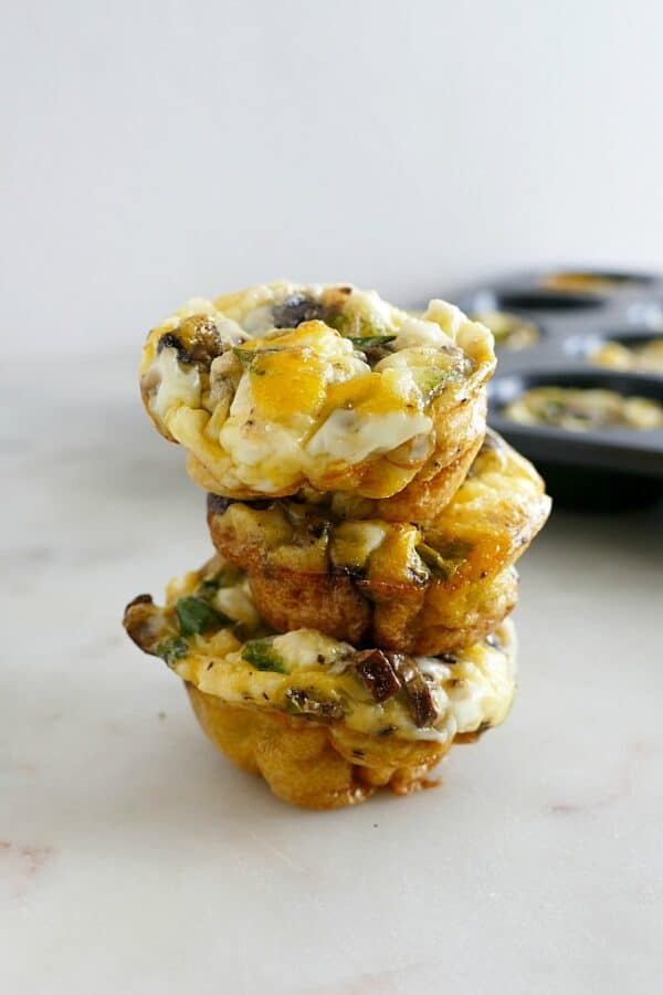 Healthy Breakfast Egg Muffins with Mushrooms and Scallions - It's a Veg