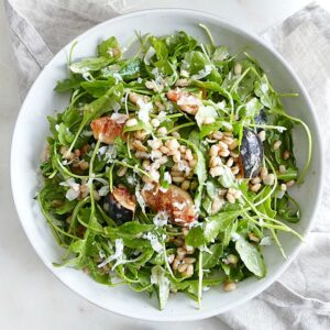 Arugula fig and barley salad