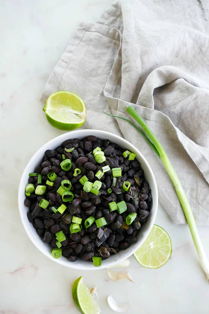 slow cooker black beans with scallions