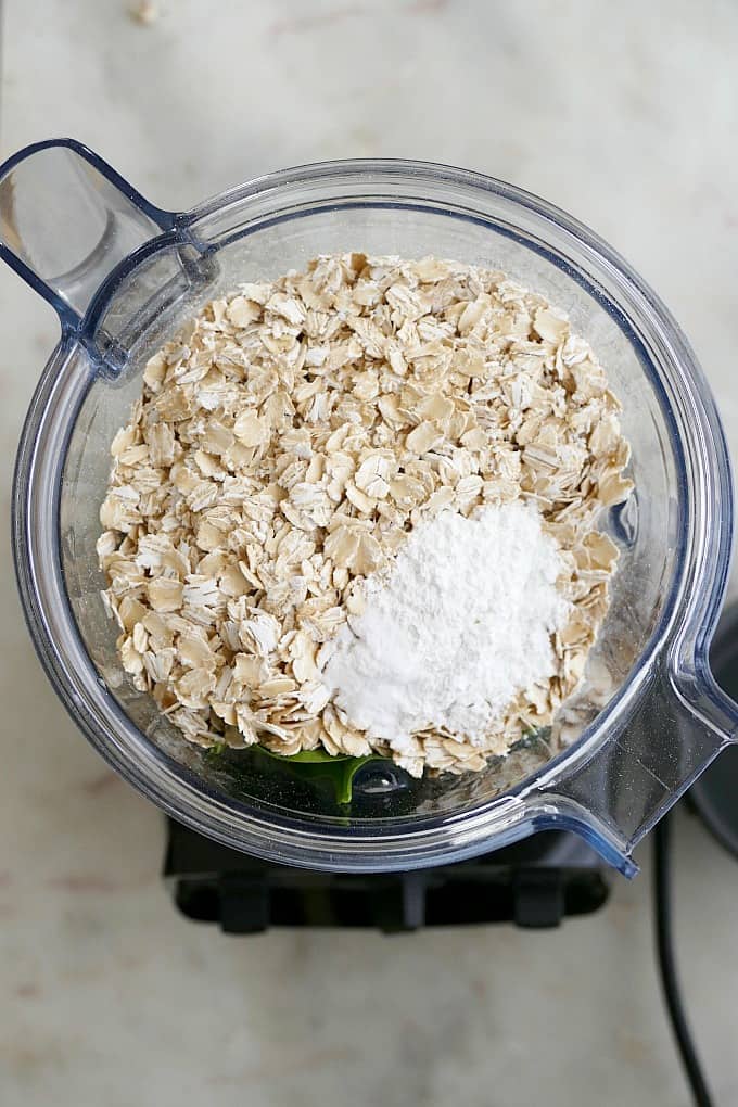 oats and dry ingredients in blender