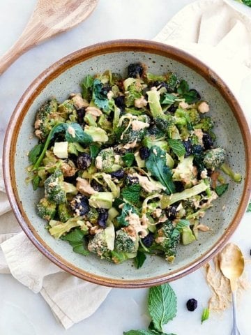 broccoli salad with peanut dressing