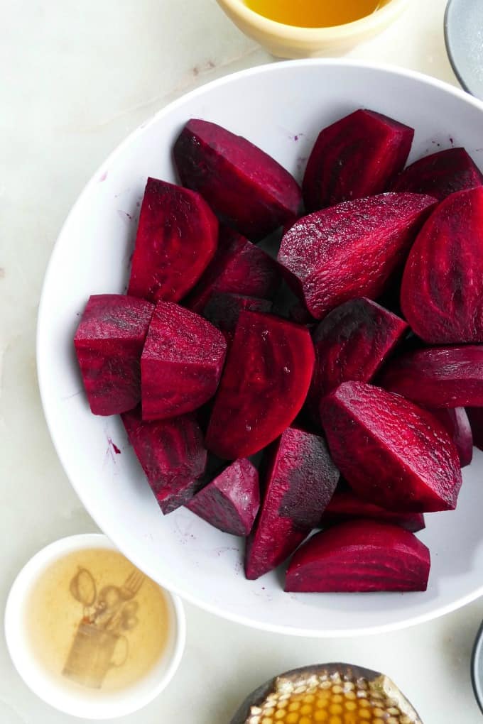 sliced beets in a bowl