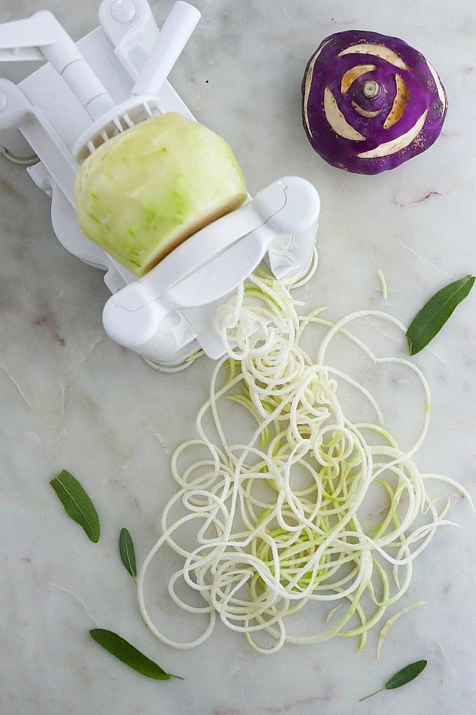 spiralized kohlrabi