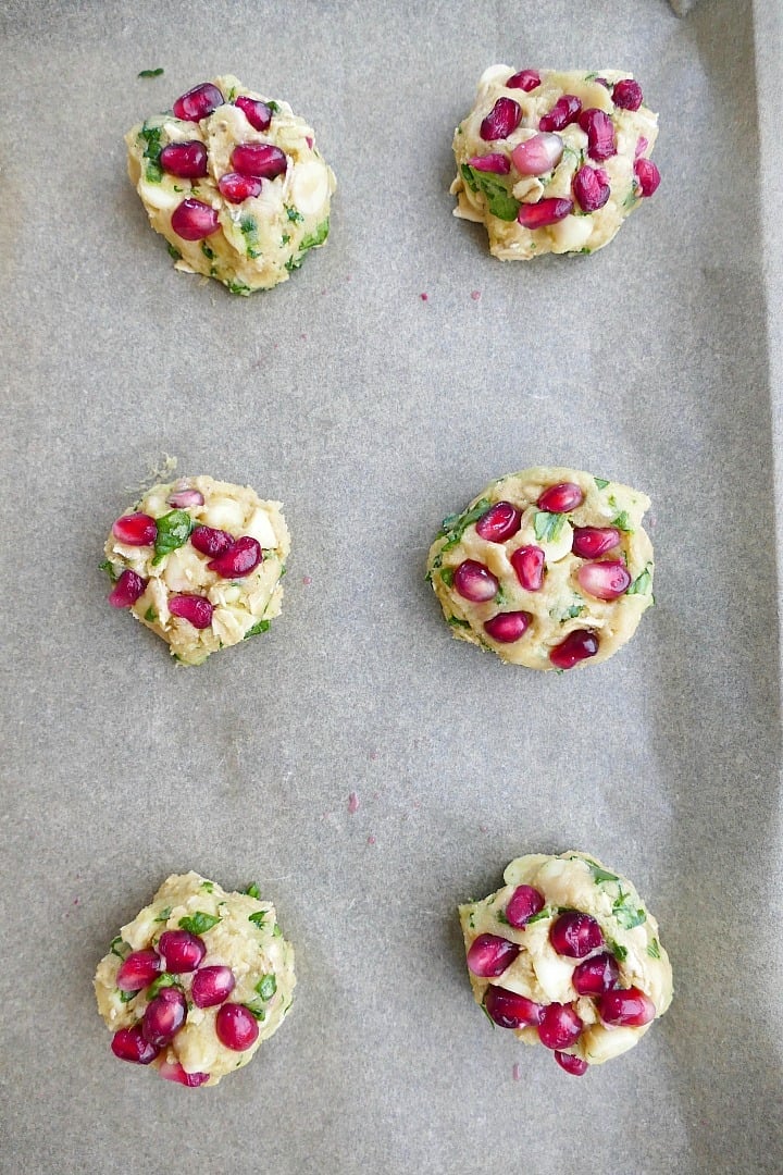 White Chocolate Chip Spinach Cookies - It's a Veg World After All®