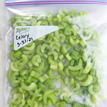 https://itsavegworldafterall.com/wp-content/uploads/2021/04/How-to-Freeze-Celery-5-360x360.jpg