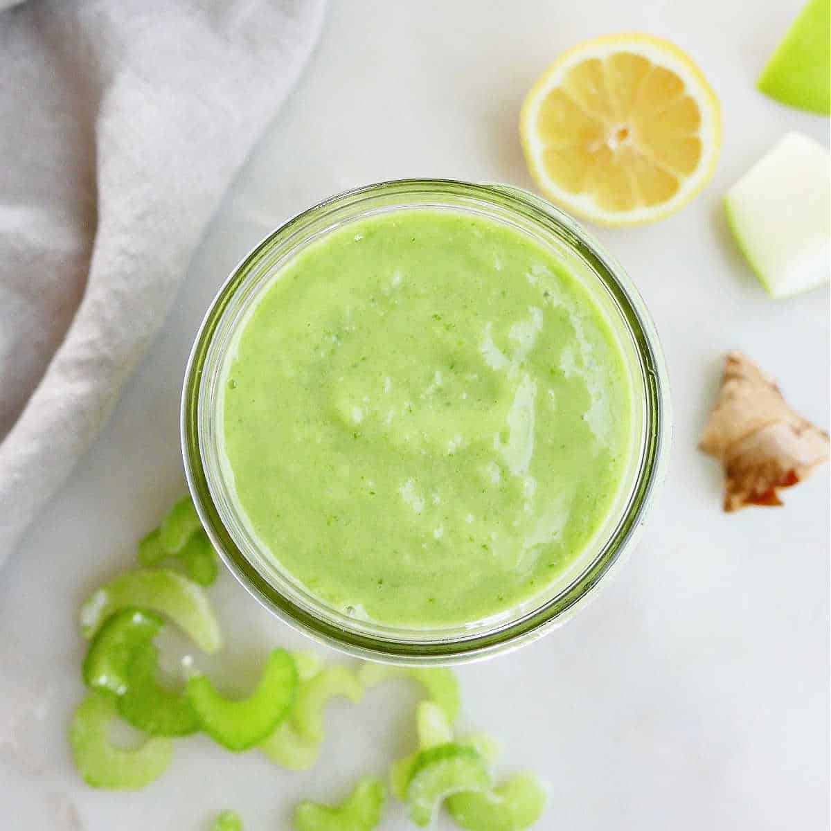 Celery Smoothie with Apple and Banana