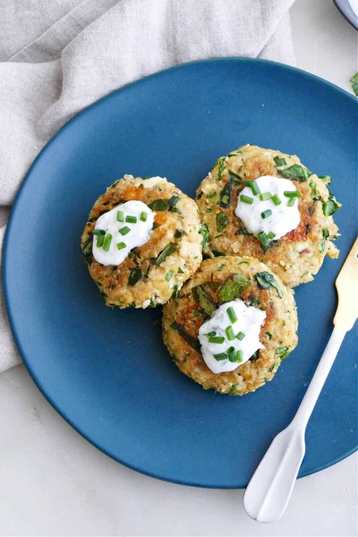Spinach Feta Salmon Burgers - It's a Veg World After All®