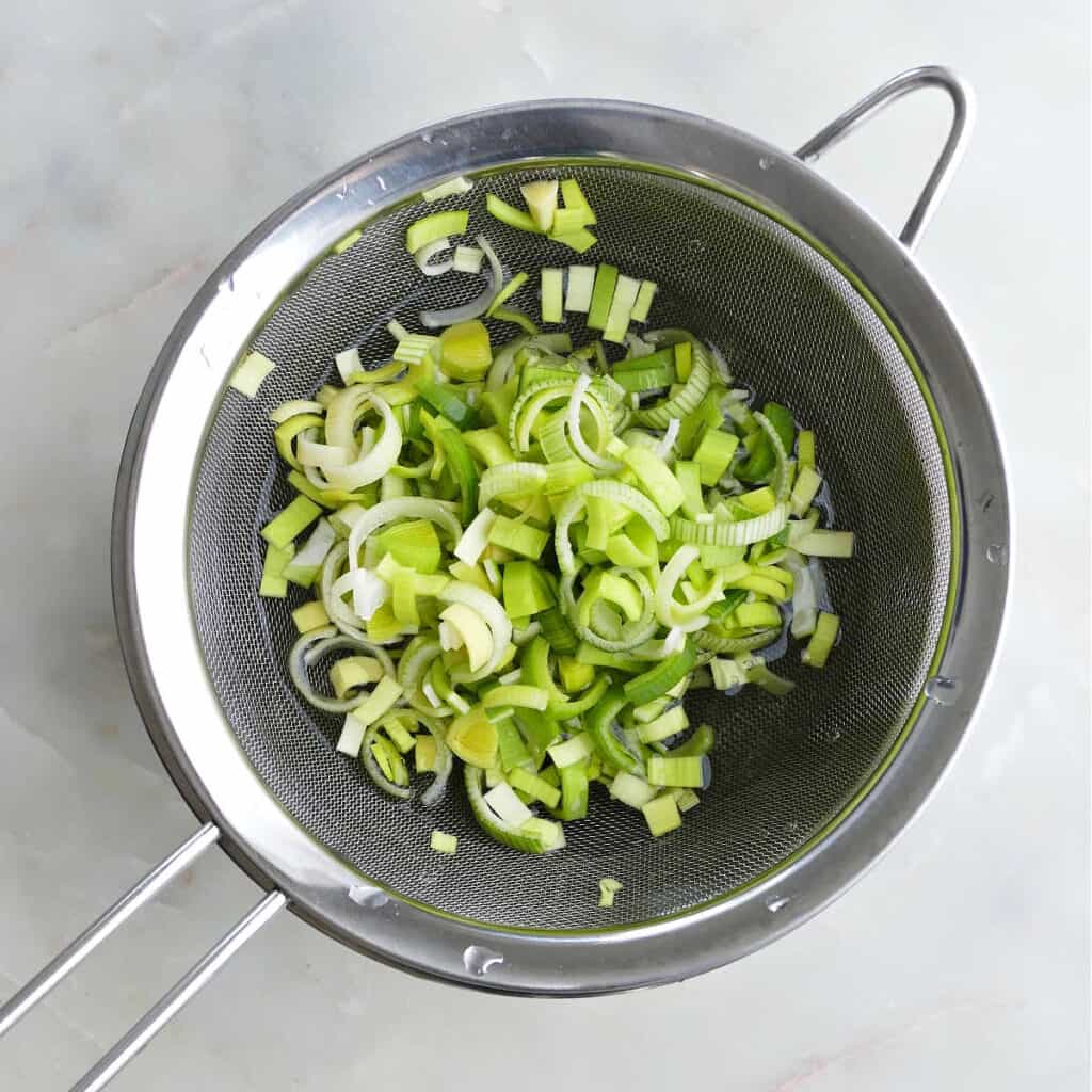 How to Freeze Leeks It's a Veg World After All®