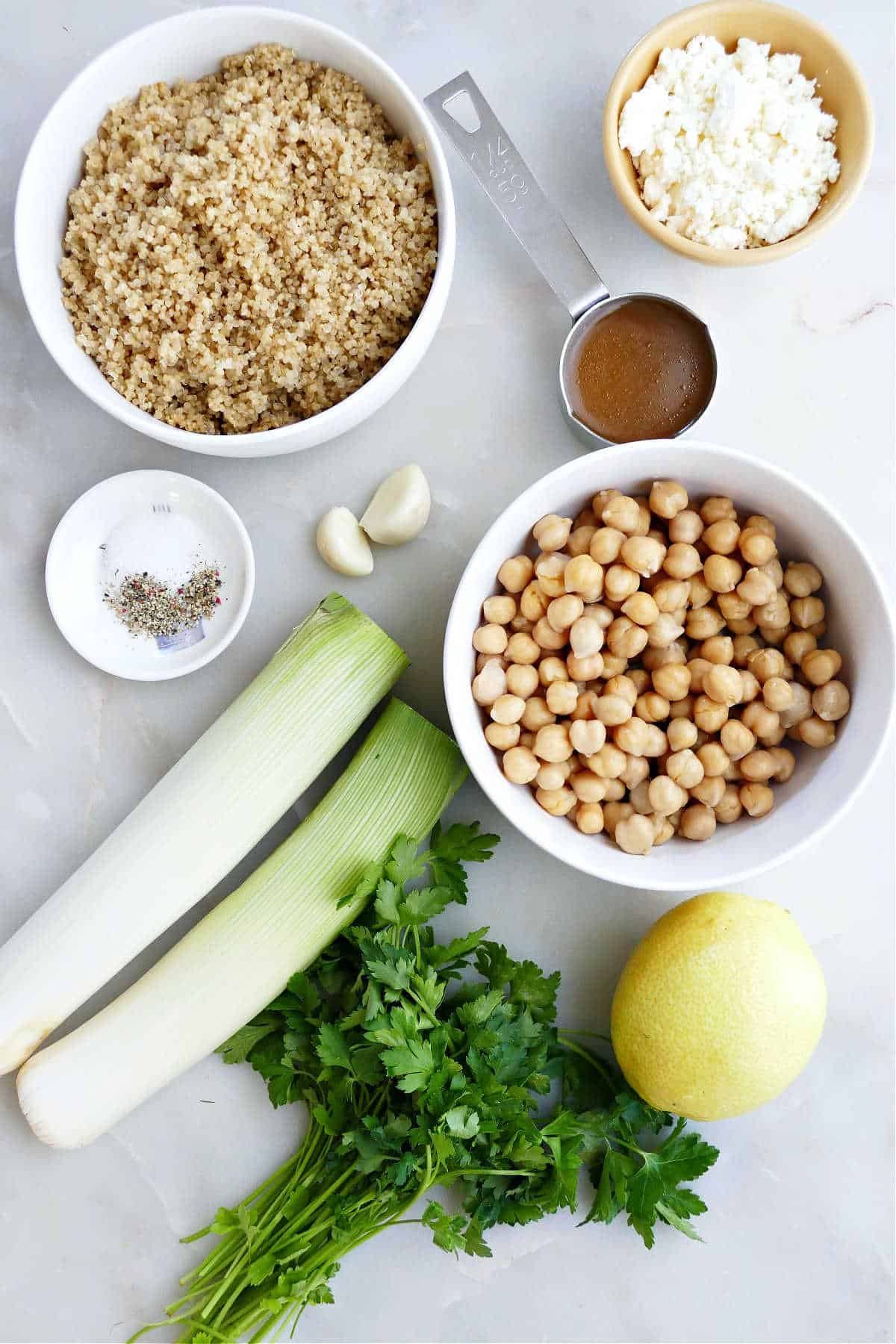 Ingredients needed to make leek salad.
